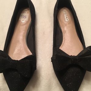 Black Flat Dress Shoes